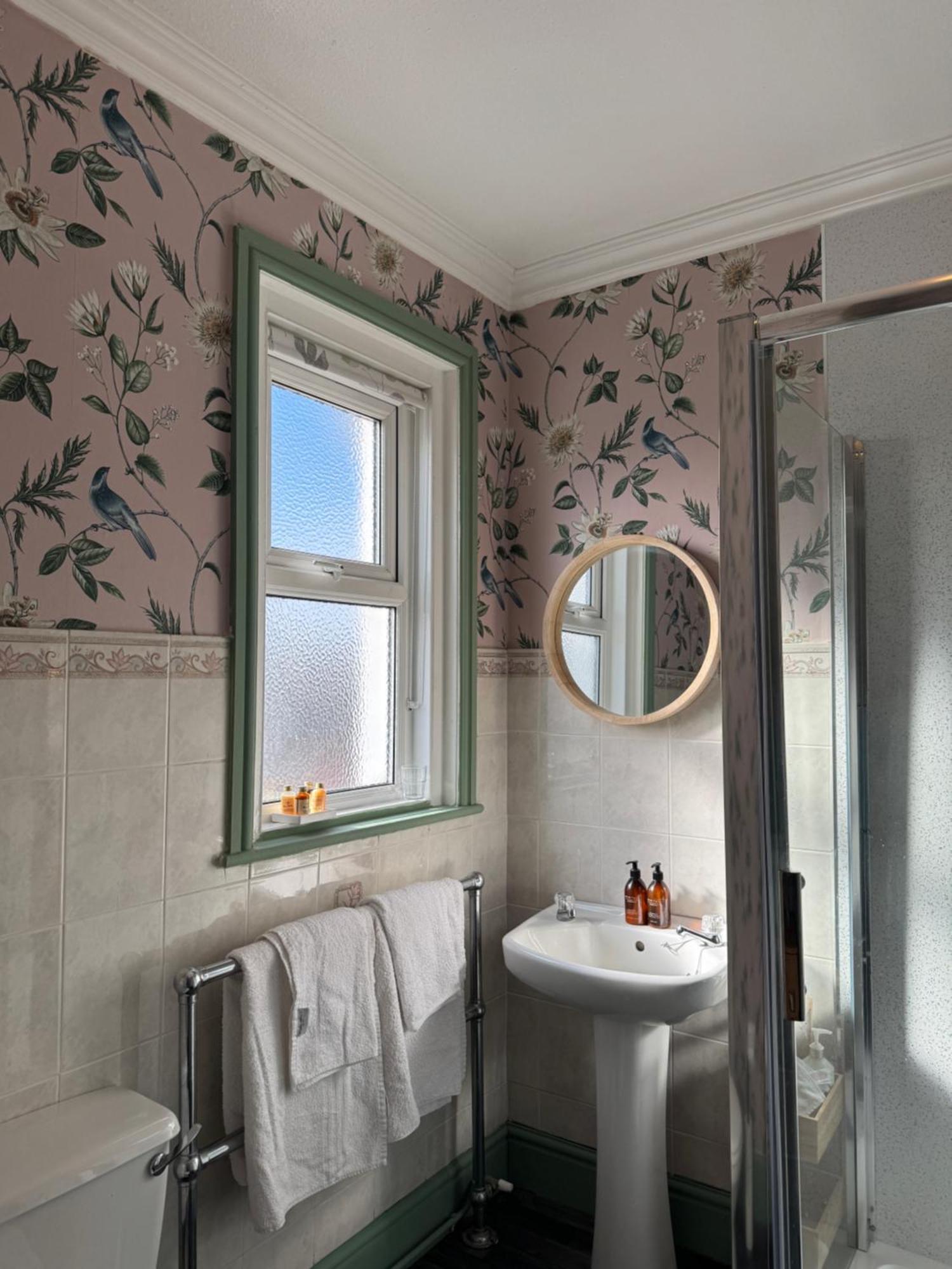 Bed & Breakfast Rosaire With Private Car Park Llandudno